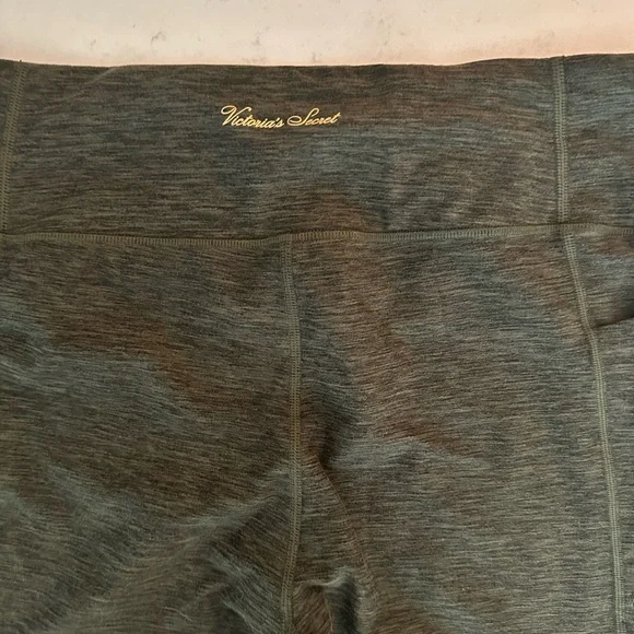 Victoria’s Secret XL 2 Pack Bottoms - Picture 7 of 9